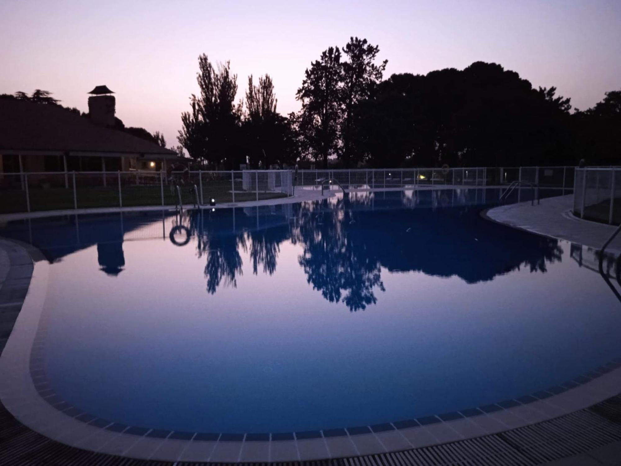 Albergue Zaragoza Camping Εξωτερικό φωτογραφία